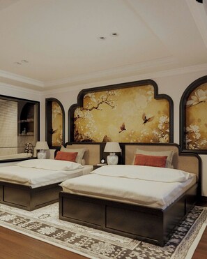 Deluxe kamer, 1 twee- of 2 eenpersoonsbedden, uitzicht op stad | Een laptopwerkplek, gratis wifi