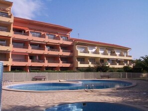 Pool - 4-Person Apartment with Parking and Pool in Argelès (Argelès-sur-Mer)