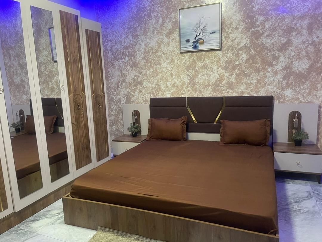 طراز فريد لكل وحدة وواي فاي مجانًا وملاءات أسرّة