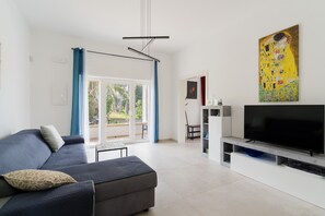 TV - Villa Natura – Deluxe (Neviano)