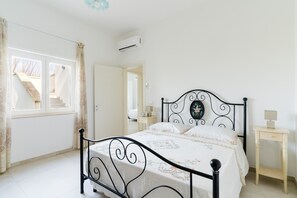 Iron/ironing board, WiFi, bed sheets, wheelchair access - Villa Natura – Deluxe (Neviano)