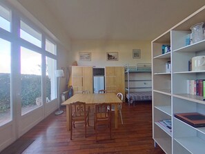 Interior - Beachfront Apartment with Garden and Terrace - Le Pouliguen (Le Pouliguen)
