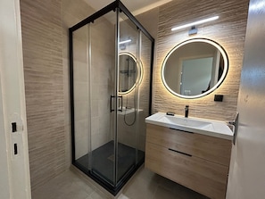 Bathroom - Cozy apartment for 2 in Argelès-sur-Mer, 50m from beach, with parking (Argelès-sur-Mer)