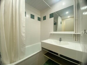 Hair dryer - Studio for 4 in Tignes, Pets allowed (Tignes)