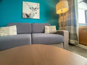 TV - Studio for 4 in Tignes, Pets allowed (Tignes)