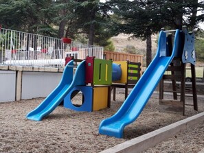 Children’s area - Mobile Home with Terrace for 4 pax (Sournia)