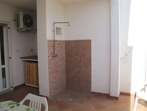 Dining - Holiday Home 'Torre Pali 400' with Air Conditioning (Torre Pali)
