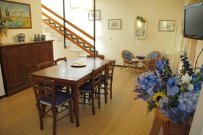 Dining - Holiday apartment mit Garten (Lignano Sabbiadoro)