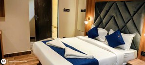 Standard Double Room, City View | Free WiFi - Hotel Victoria Palace (Muzaffarpur)