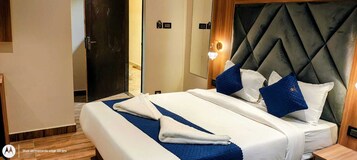 Habitación estándar doble, vistas a la ciudad | Wifi gratis