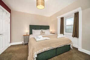 Iron/ironing board, travel cot, free WiFi, bed sheets