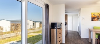 Tiny Home 'Chalet 91' with Mountain View, Private Terrace, and Wi-Fi