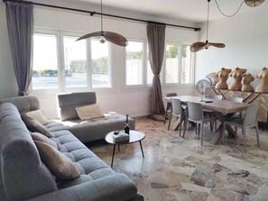 TV - Holiday apartment with air conditioning (Jesolo)