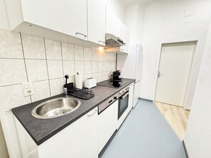 Standard Apartment, 2 Bedrooms, Kitchen | Privat køkken | Espressomaskine, elkedel