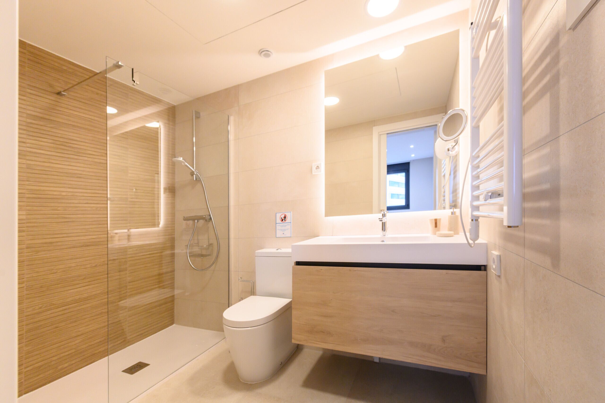 Een douche, een haardroger