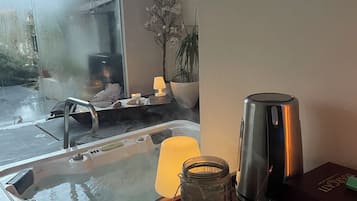 Tyrkisk bad/hamam, hydroterapi og aromaterapi