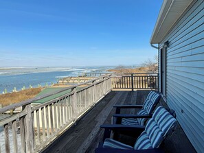 Property grounds - Channel View -  Dynamic 3 BR Waterfront -  Close to Town  -  Screened  Porch (Chincoteague)
