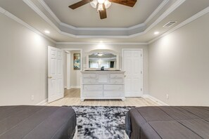 Apartment (2 Bedrooms) | Interior - Cozy Apt w/ Covered Patio: 1 Mi to Dtwn Grayson (Grayson)