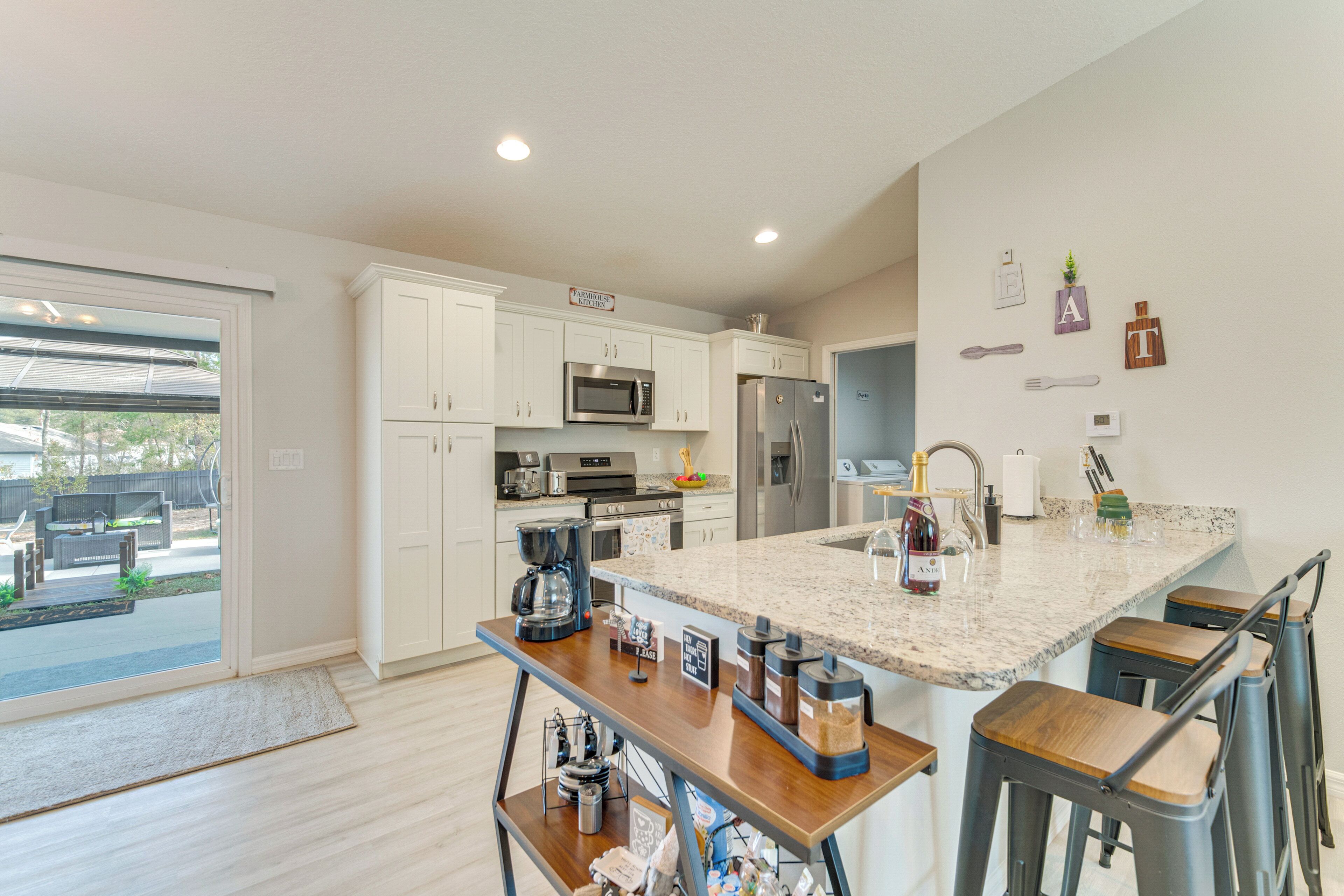 House (3 Bedrooms) | Interior