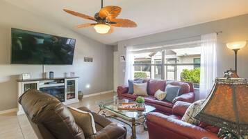 Villa (2 Bedrooms) | Interior