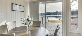 Bring Your Pup! Waterfront Cedar Pines Getaway