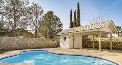 Pool & Outdoor Space: Sunny El Paso Retreat!