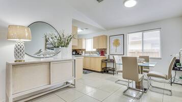 Apartment (3 Bedrooms) | Interior