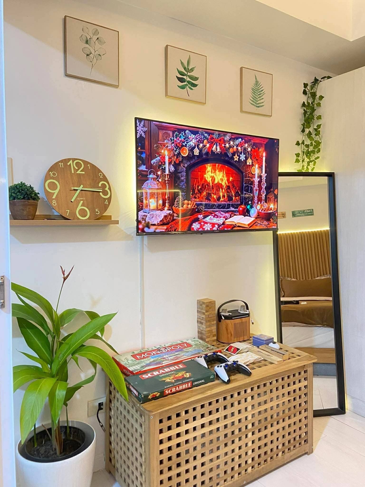 Basic Apartment, Balcony, City View | Interior