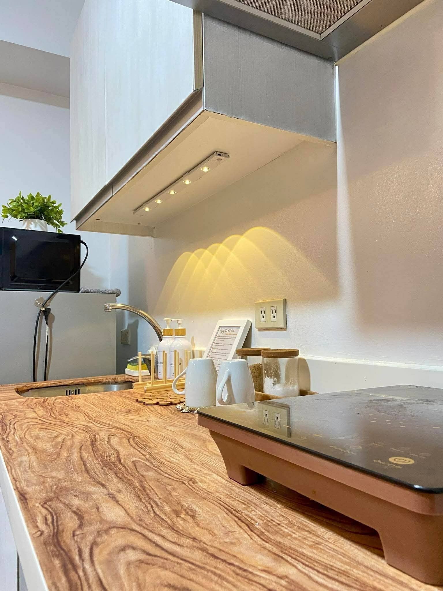 Basic Apartment, Balcony, City View | Interior