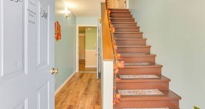 Pet Friendly & WFH Ready! Quiet Hudson Valley Apt