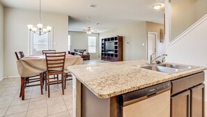 Nhà (4 Bedrooms) | Nội thất