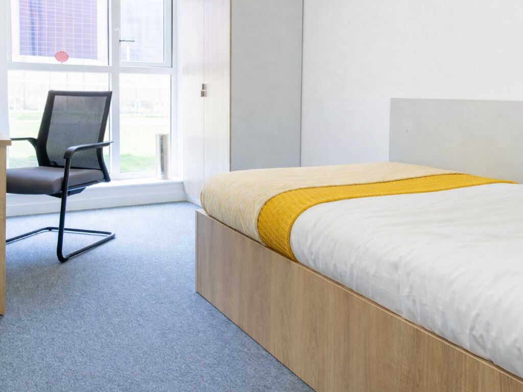 Klassieke studio | Een bureau, gratis wifi, beddengoed
