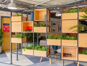 Perusstudio | Yksityiskohta sisätiloista
