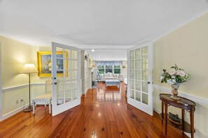 Interior - Experience a relaxing vacation at this beautifully maintained estate! (Chatham)