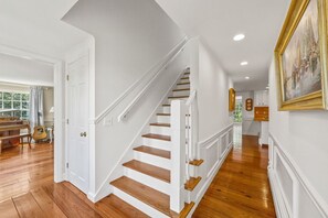 Interior - Experience a relaxing vacation at this beautifully maintained estate! (Chatham)