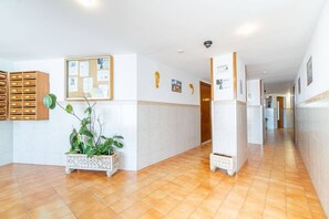 Interior - Studio with jacuzzi and sea view (Empuriabrava)