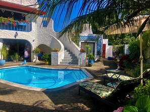 Piscine extérieure, piscine chauffée