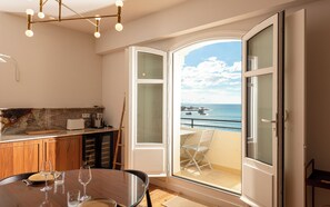 Interior - EUGENIE - Apt with balcony and sea view and Hotel du Palais in Biarritz (Biarritz)