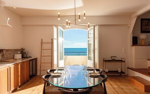 Dining - EUGENIE - Apt with balcony and sea view and Hotel du Palais in Biarritz (Biarritz)