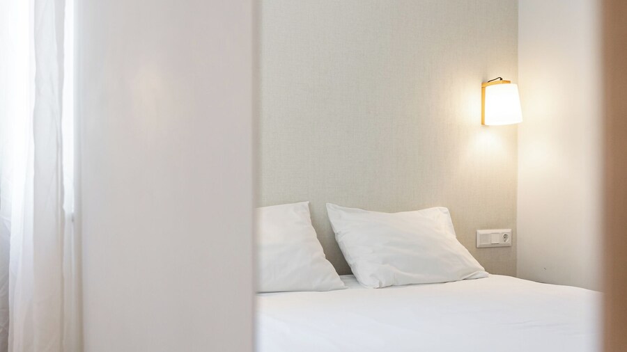 Eden Island Maison by Olala Homes