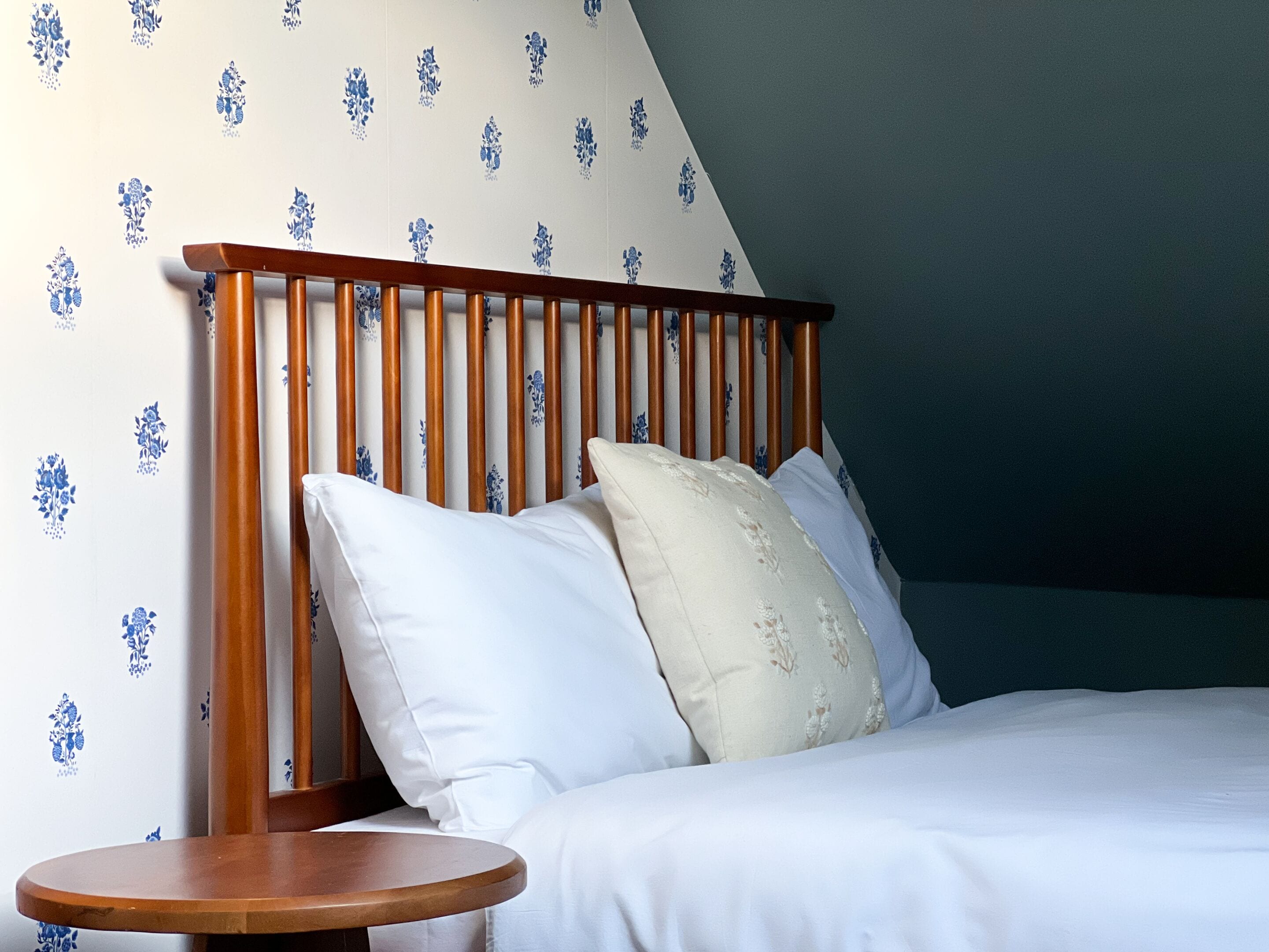 Basic Double Room, Shared Bathroom | Free WiFi