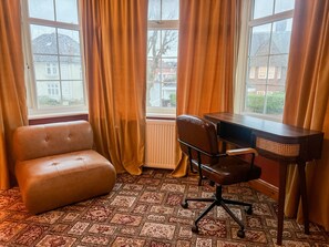 Luxury Double Room, Ensuite, Garden View | Free WiFi - Zozy Anson (London)