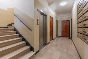 Interior - GuestHost - Cozy 70 mq apartment, perfect for two people, located on the sixth floor of a building with lift (NOT suitable for disabled people).The accommodation is located within the San Donato district, in a strategic position close to the Bologna Fair (Bologna)