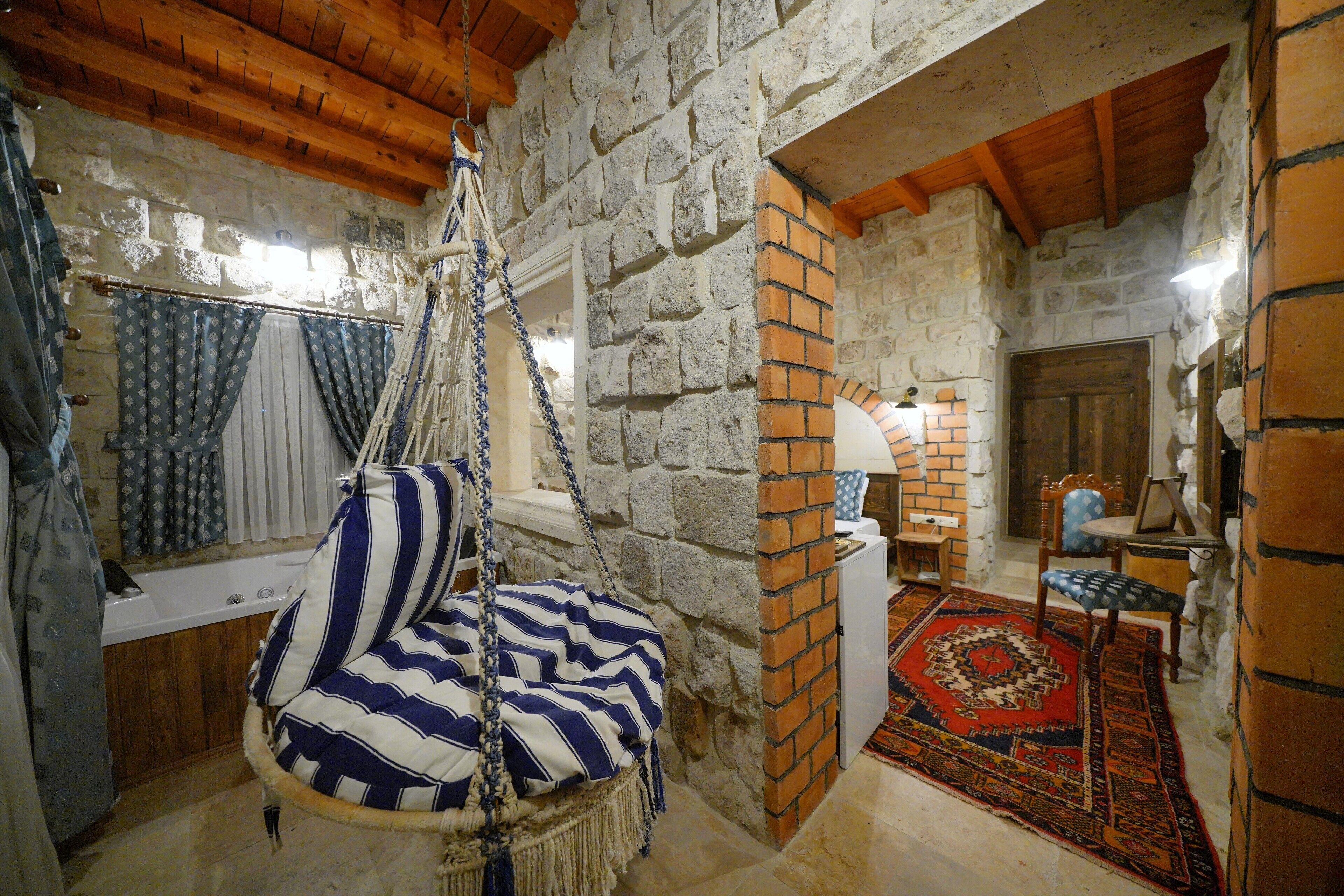 Deluxe Double Room, Valley View