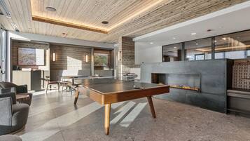 Condo, 3 Bedrooms | Interior