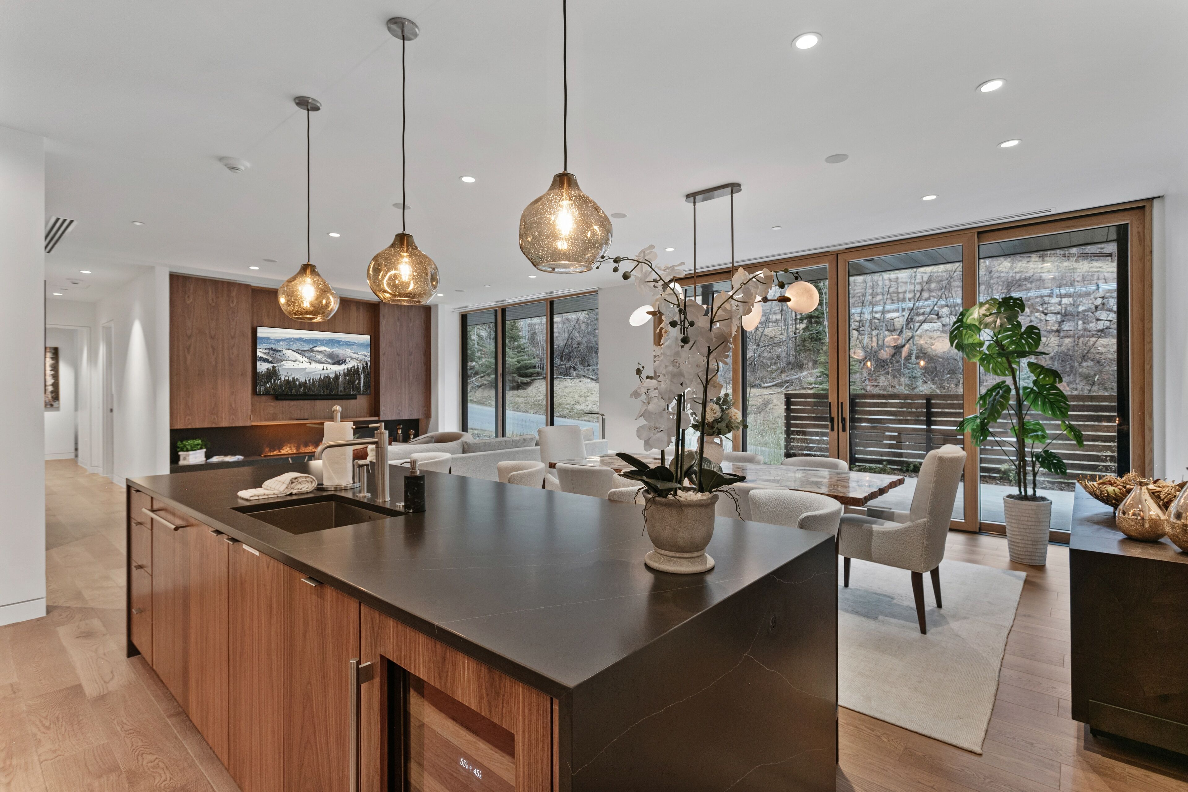 Condo, 2 Bedrooms | Interior