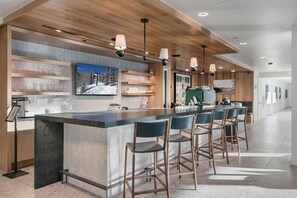 Condo, 3 Bedrooms | Bar (on property) - 3br Ski-in/ski-out Deer Valley Retreat 3 Bedroom Condo (Park City)