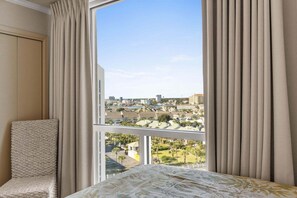 Condo, 2 habitaciones | 2 habitaciones, tabla de planchar con plancha y wifi gratis 