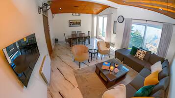 Stuga Deluxe - utsikt mot bergen | Eget kök