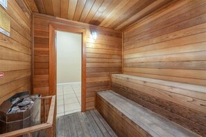 Condo, 3 Bedrooms | Sauna - Shoreline Towers 2036 3 Bedroom Condo (Destin)
